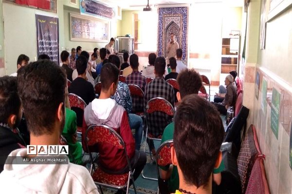 محفل شعر دانش‌آموزان دبیرستان نمونه دولتی شمس تبریزی