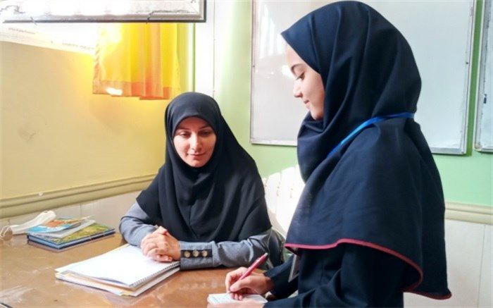 دانش‌آموزان باید خانه را برای خودشان مدرسه کنند