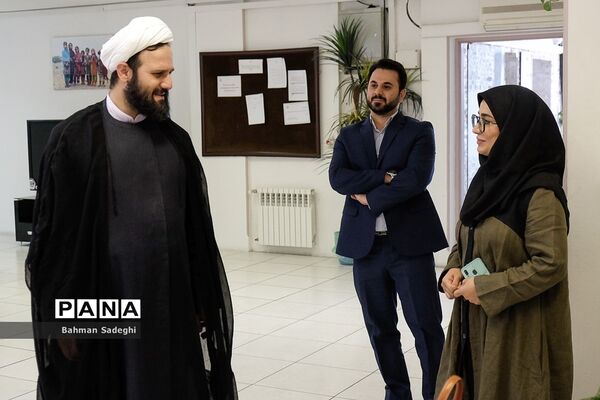 بازدید مشاور وزیر و دبیر ستاد همکاری‌های حوزه علمیه و آموزش و پرورش از خبرگزاری پانا