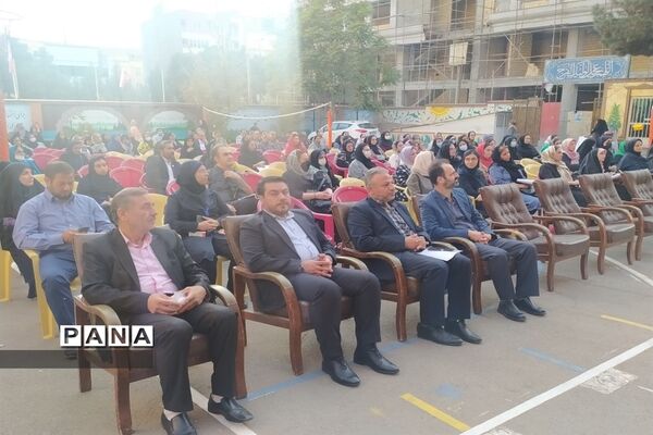 برگزاری انتخابات انجمن اولیا و مربیان دبیرستان قلم چی