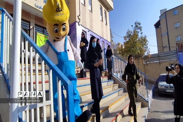 برگزاری طرح آموزش ایمنی مصرف‌کنندگان گاز طبیعی در دبیرستان مرضیه