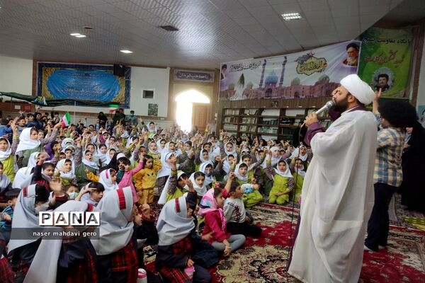 برگزاری جشن بزرگ کودک در شهرستان کلات
