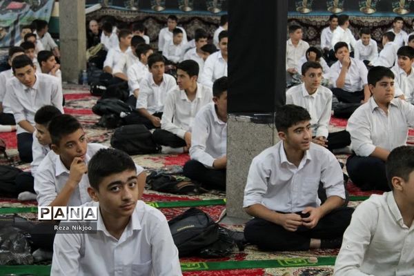 برگزاری طرح «نماز، نور چشم من» در ناحیه یک بهارستان