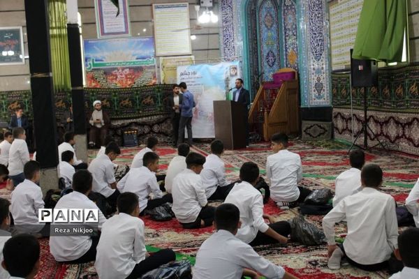 برگزاری طرح «نماز، نور چشم من» در ناحیه یک بهارستان