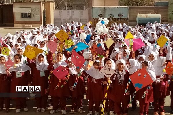 «حال خوش کودکی، رنگ خوش زندگی» در دبستان دخترانه سعادت شهرستان قدس