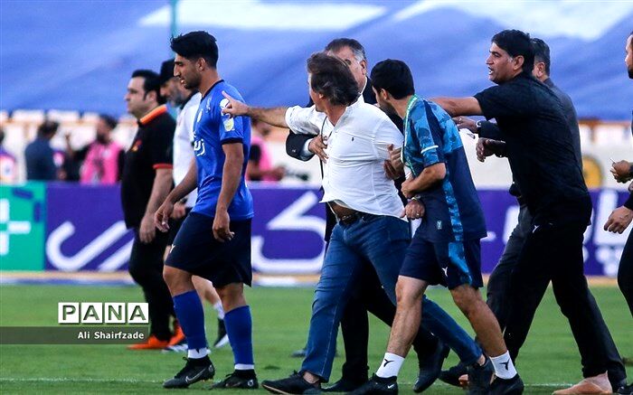 جواد شیرزاد‌: ساپینتو با رفتارهایش استقلال را به حاشیه می‌برد