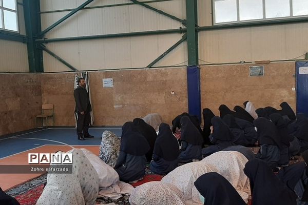 برگزاری مراسم طرح «نور چشم» در دبیرستان تربیت رودهن