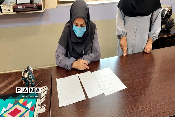 برگزاری انتخابات انجمن اولیا و مربیان دبیرستان عصمت صفادشت