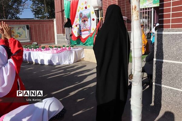 برگزاری آیین حافظ خوانی در مدارس آباده