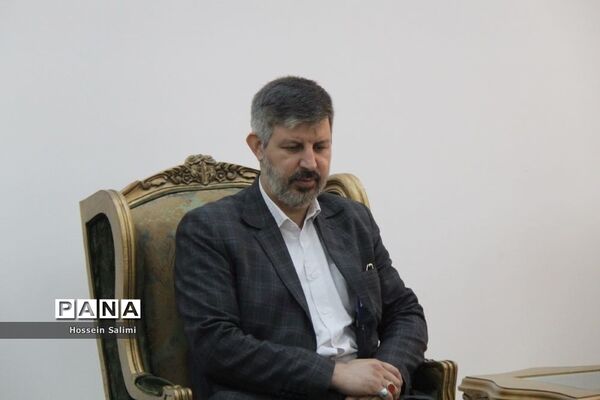 مراسم استقبال از وزیر آموزش و پرورش در فرودگاه بین‌المللی بندرعباس