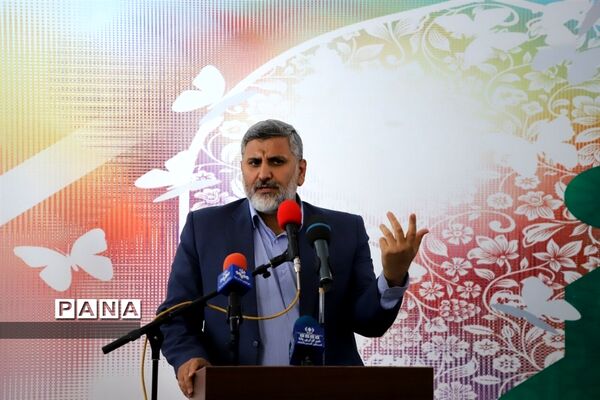 اجرای طرح نور چشم و نواختن زنگ نماز در کرمانشاه