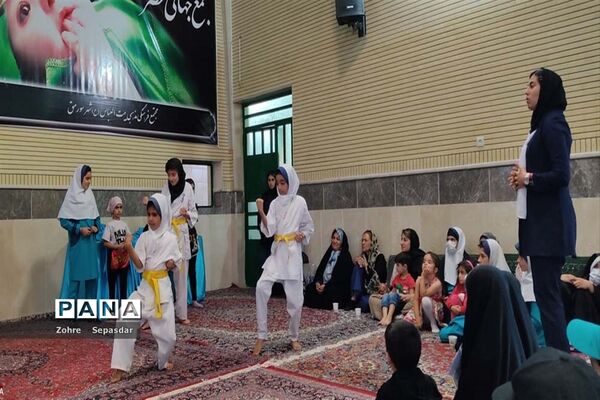 آیین اختتامیه برنامه‌های تابستانه  کانون‌های فرهنگی تربیتی آباده