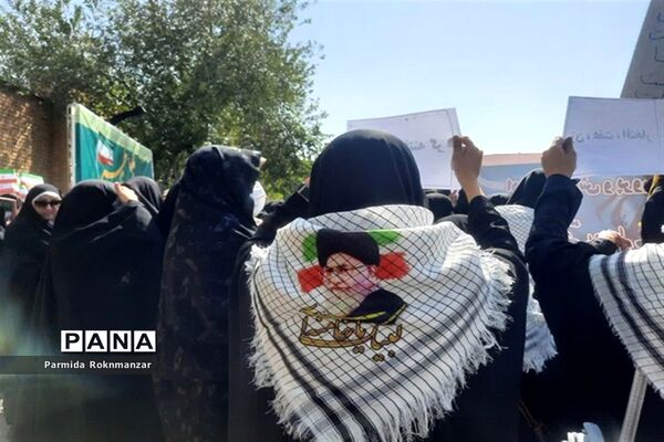 حضور پرشور بانوان شیرازی در همایش بانوان فاطمی