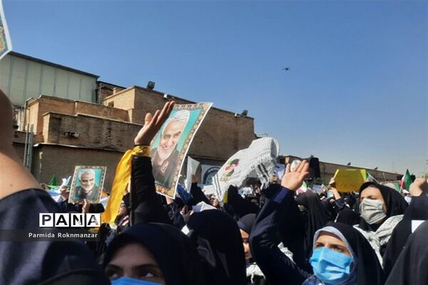 حضور پرشور بانوان شیرازی در همایش بانوان فاطمی