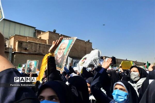 حضور پرشور بانوان شیرازی در همایش بانوان فاطمی