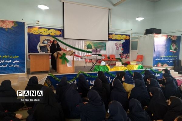 برگزاری جشن میلاد رسول اکرم(ص) و امام جعفر صادق(ع) درمدرسه شاهد فیض