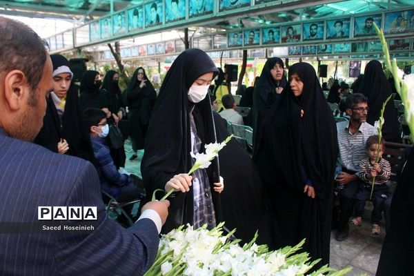 جشنواره خوشنویسی دانش‌آموزی «نسیم مهر» در قم-1