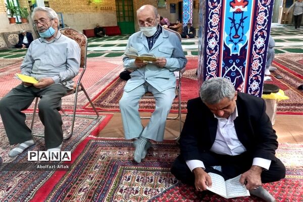 برگزاری مراسم پرفیض دعای ندبه در اردوگاه شهید باهنر