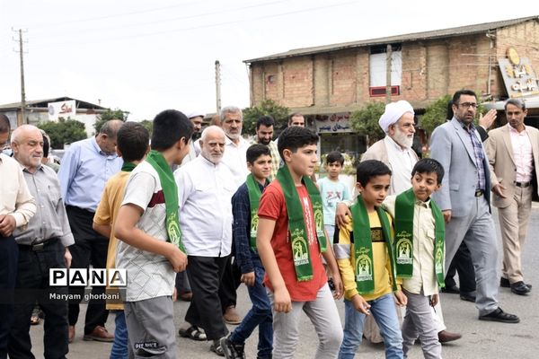 همایش پیاده‌روی به مناسبت هفته وحدت در بهنمیر