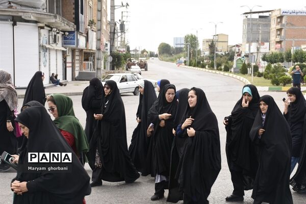 همایش پیاده‌روی به مناسبت هفته وحدت در بهنمیر