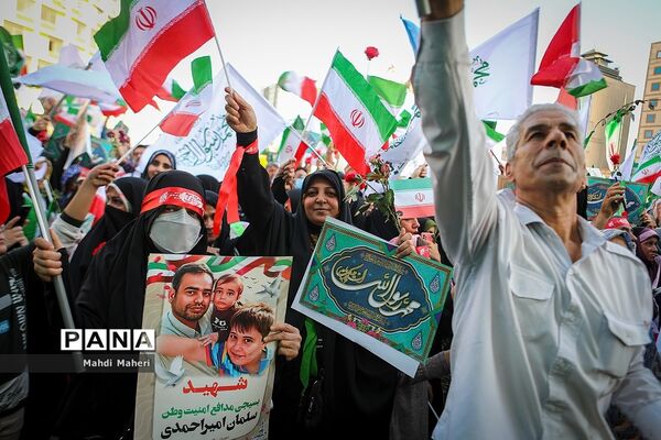 جشن میلاد پیامبر مهربانی‌ها