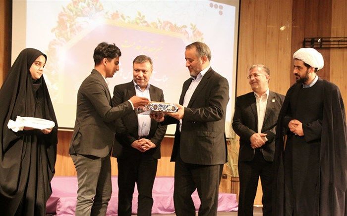 میانگین باسوادی استان سمنان‌ دو درصد از میانگین کشوری بالاتر است