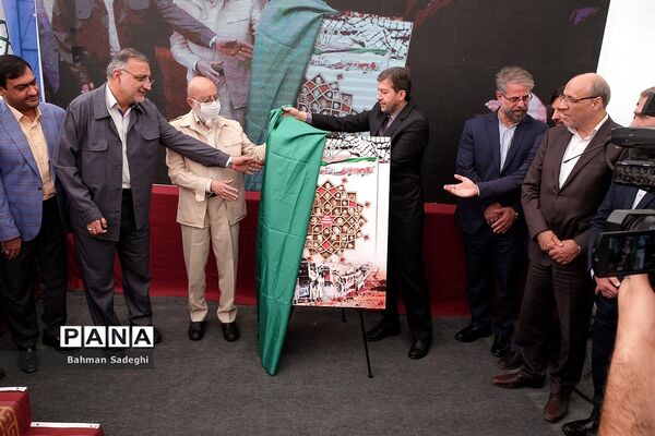 آیین تحویل دو‌ هزارمین تاکسی جایگزین و 200 دستگاه اتوبوس در طرح نوسازی ناوگان فرسوده
