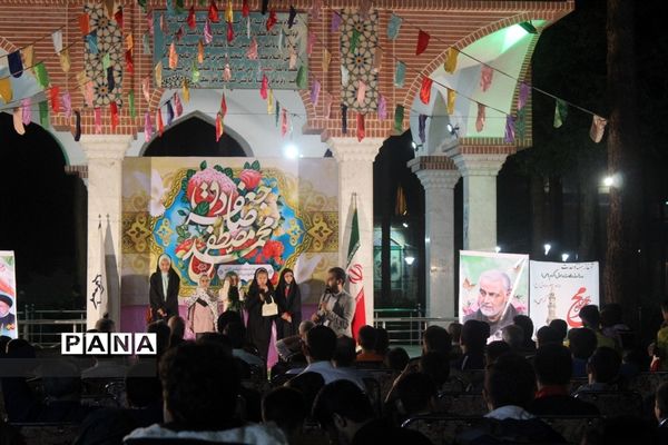 جشن بزرگ خانوادگی به‌مناسبت میلاد پیامبر اکرم (ص) و امام جعفر صادق(ع) در دولت‌آباد برخوار