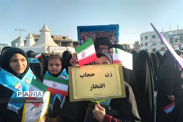جشن بزرگ میلاد پیامبر مهربانی با نقش‌آفرینی بانوان محجبه و انقلابی مشهد مقدس