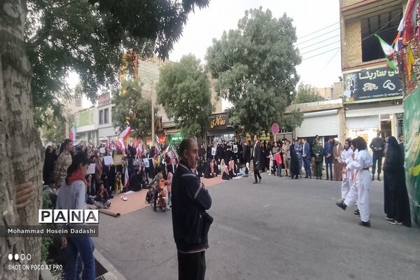 اجتماع بزرگ بانوان خرمدره در حمایت از حجاب و عفاف