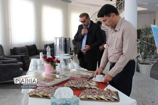 اولین روز نشست مدیران سازمان دانش‌آموزی استان‌ها