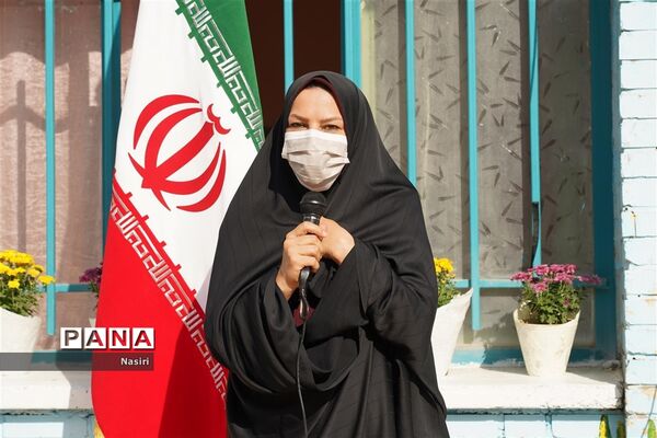 مراسم هفته پیوند اولیا و مربیان در مدرسه مکتبی ناحیه 4 اصفهان