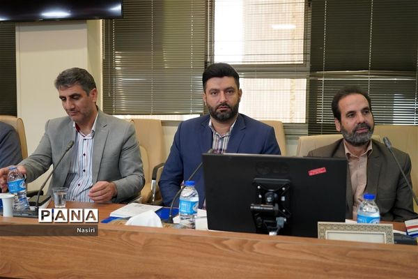 برگزاری گردهمایی معاونان آموزش ابتدایی نواحی و مناطق استان اصفهان