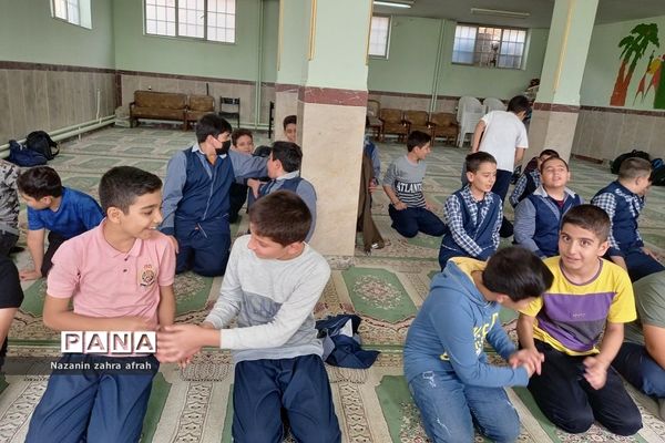 اجرای طر ح «نماز نور چشم » در دبستان ایمان رودهن