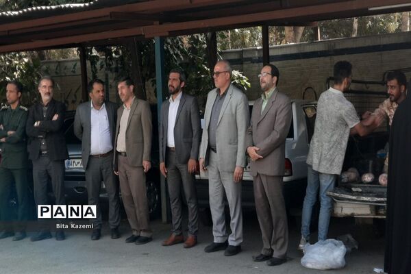 کمک‌های مومنانه برای دانش‌آموزان بی‌بضاعت ناحیه یک شهرری