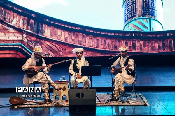 آیین اختتامیه نخستین کنگره ملی شعر وحدت اسلامی