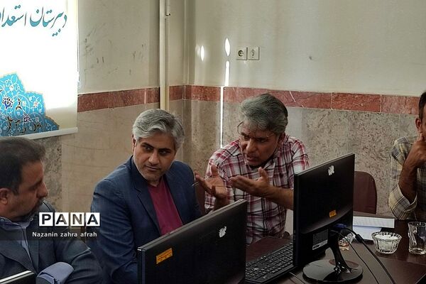 برگزاری نشست تخصصی‌ کنکور سراسری ویژه والدین در رودهن