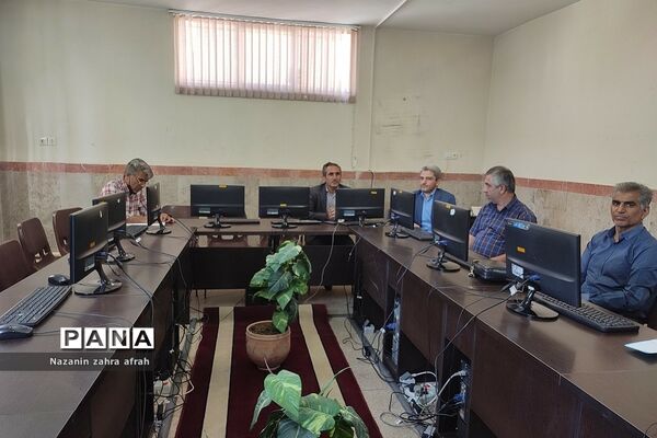 برگزاری نشست تخصصی‌ کنکور سراسری ویژه والدین در رودهن