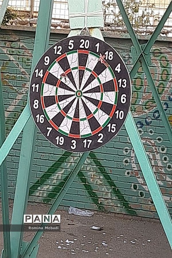 برگزاری مسابقات ورزشی درآموزشگاه الزهرا(س) اسلامشهر