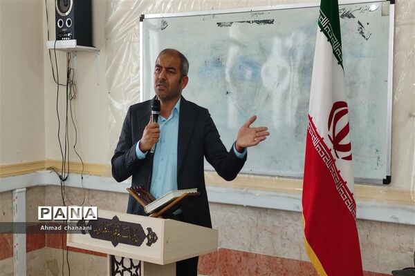 نشست هم اندیشی جهاد تبیین معاونان و مربیان پرورشی مدارس شهرستان کارون