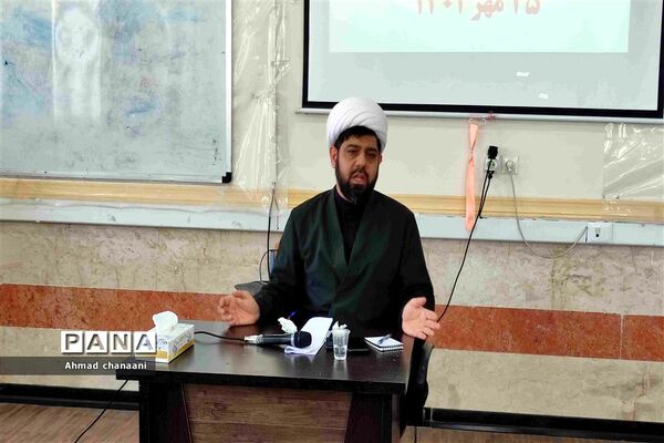 نشست هم اندیشی جهاد تبیین معاونان و مربیان پرورشی مدارس شهرستان کارون