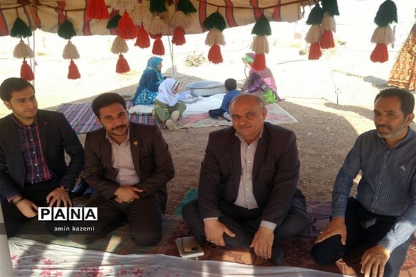 عضویت و ملبس شدن دانش‌آموزان عشایری به شال سازمان دانش‌آموزی