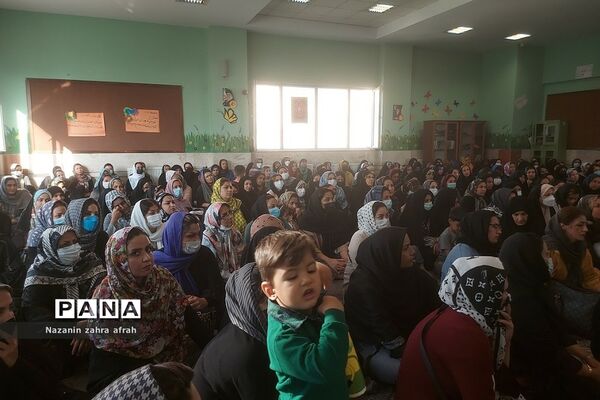 برگزاری جلسه انتخابات انجمن اولیا و مربیان در مدارس رودهن