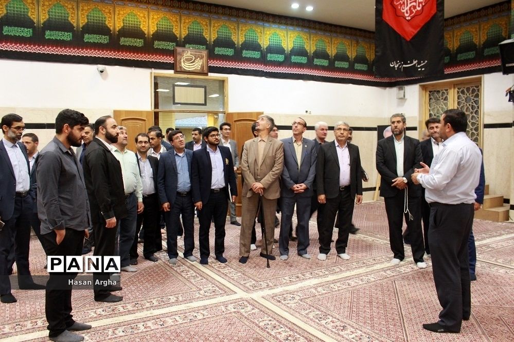 بازدید مدیران سازمان دانش‌آموزی استان‌ها از گنبد سلطانیه و حسینیه اعظم زنجان
