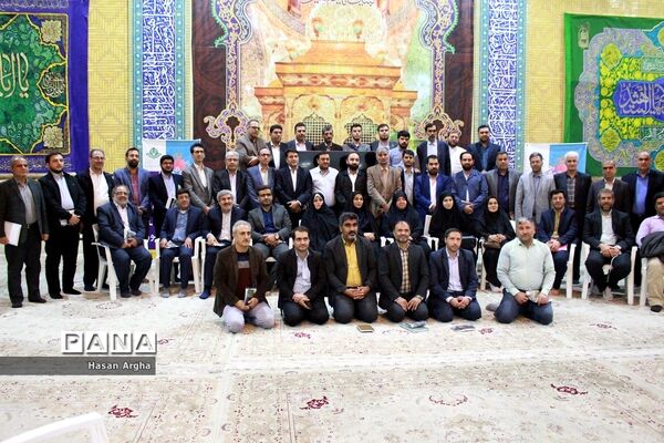 بازدید مدیران سازمان دانش‌آموزی استان‌ها از گنبد سلطانیه و حسینیه اعظم زنجان