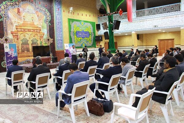 بازدید مدیران سازمان دانش‌آموزی استان‌ها از گنبد سلطانیه و حسینیه اعظم زنجان