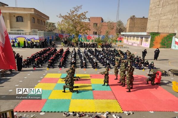 نواختن زنگ هفته تربیت‌بدنی در پاکدشت