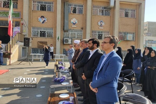 نواختن زنگ هفته تربیت‌بدنی در پاکدشت