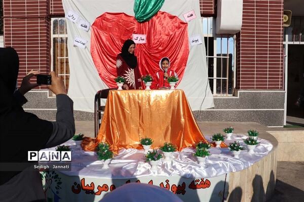 برپایی مراسم صبحانه سلامت در مدارس آباده