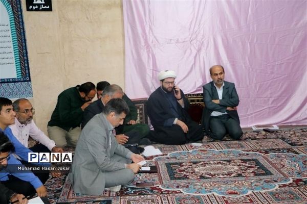 نشست مردمی مدیرکل آموزش و پرورش فارس با مردم شهرک سعدی شیراز